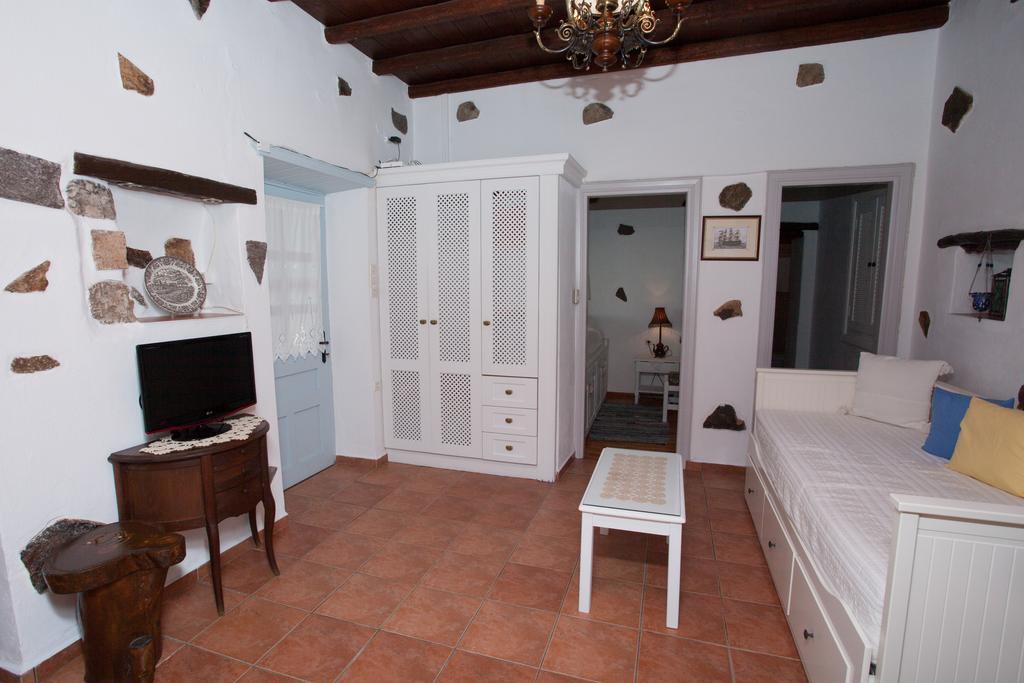 Patmos Chora Traditional Villa Genadio Ruang foto